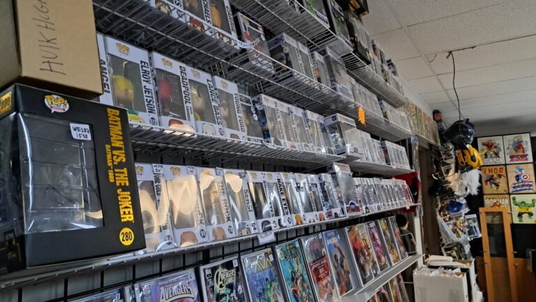 Comic Book Store Mega Mag Pointe-Claire Quebec Comic Book Store Mega Mag Pointe-Claire Quebec