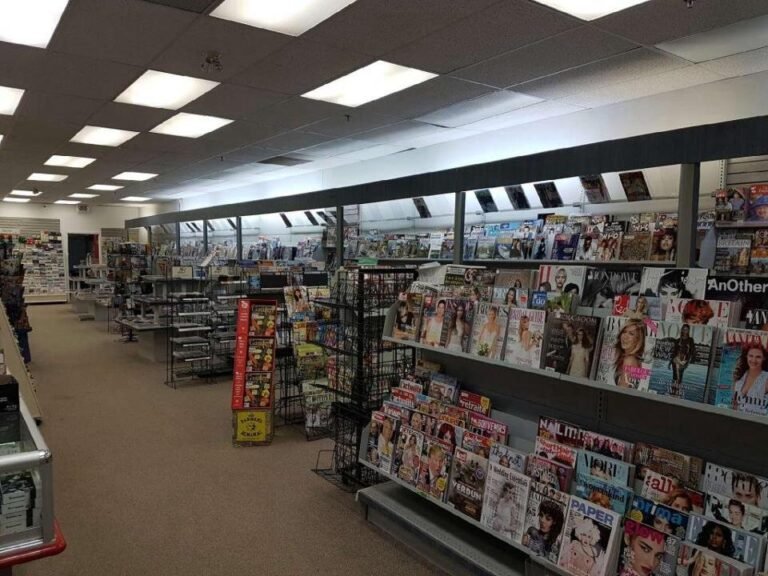 Comic Book Store Maxx Collectibles, Comics, Toys, & Games Winnipeg Manitoba